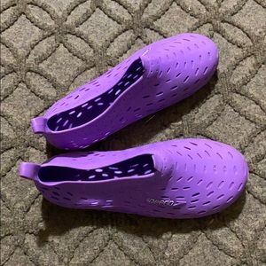 Speedo water shoes